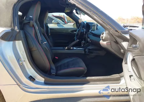 2020 Fiat 124 Spider Abarth из США, поврежденный, VIN JC1NFAEK4L0144477